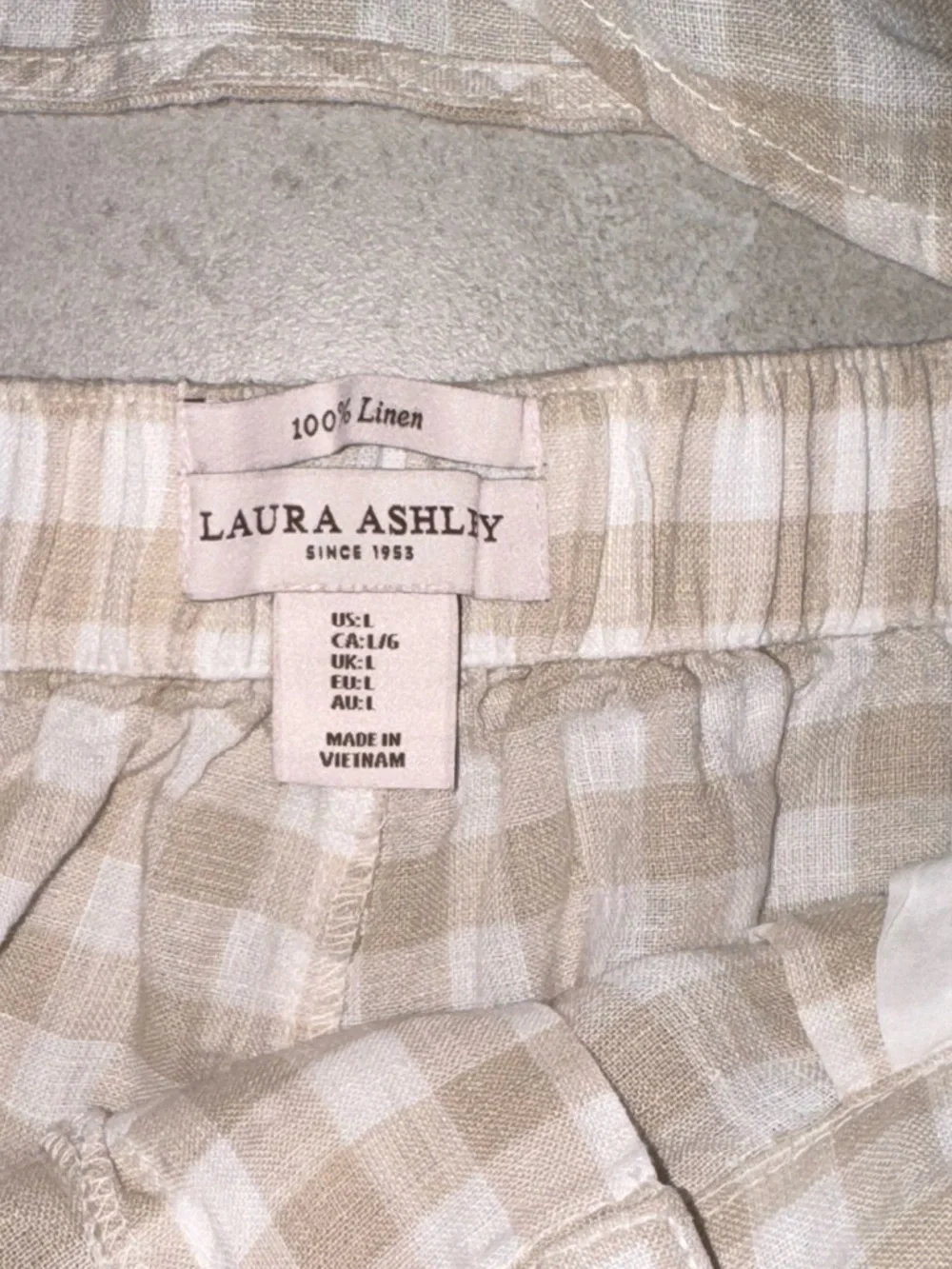 Laura Ashley Beige and White Gingham Tank Top and Shorts Set - Picture 4 of 7